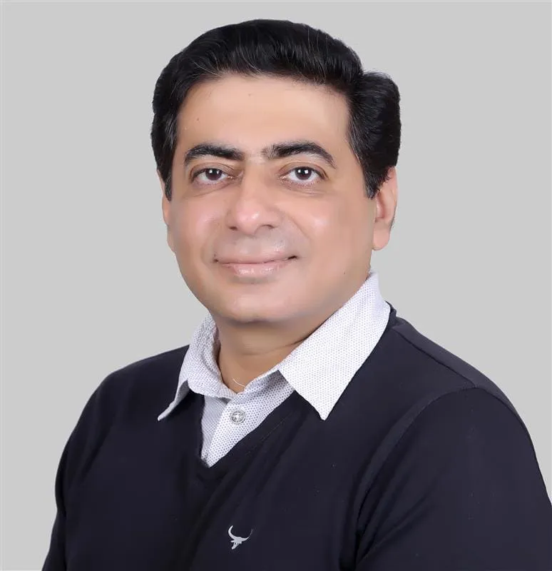 Himanshu Mehta headshot